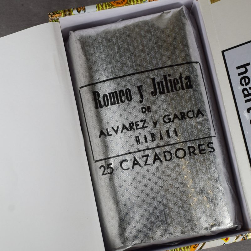 Romeo y Julieta Cazadores Cigar - Cabinet of 25 - Image 3